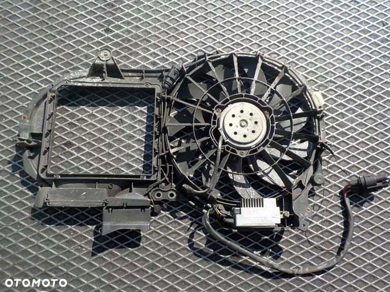 AUDI A4 B6 2.4 B WENTYLATOR MODUŁ CHŁODNICY 8E0121205R - 3