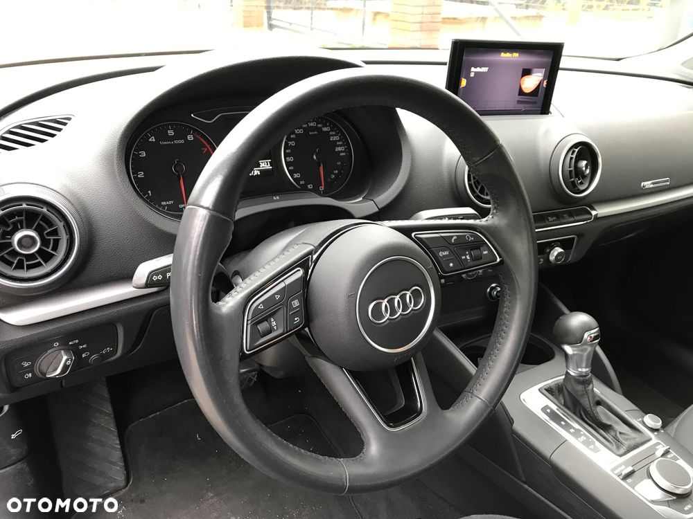 Audi A3 Limousine 30 TFSI S tronic design - 13