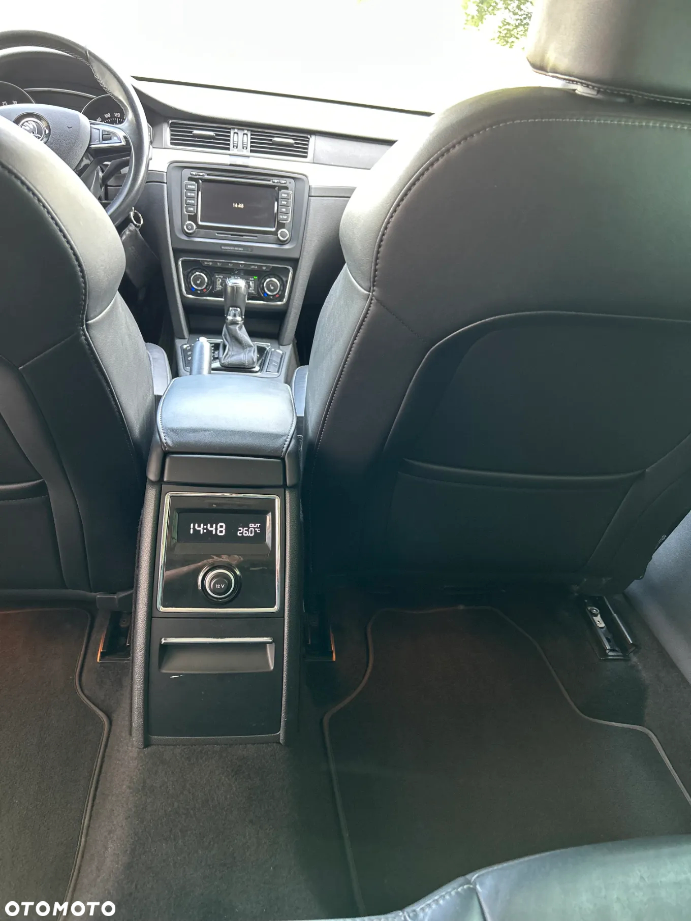 Skoda Superb 2.0 TDI DSG Ambition - 31