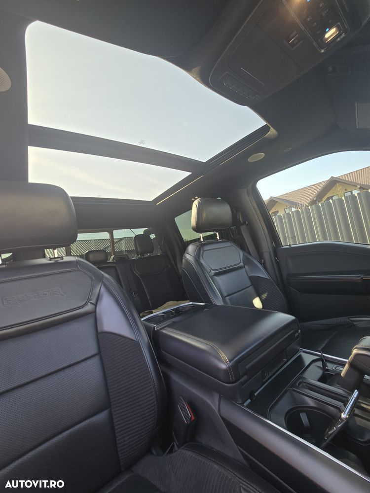 Ford Raptor - 10