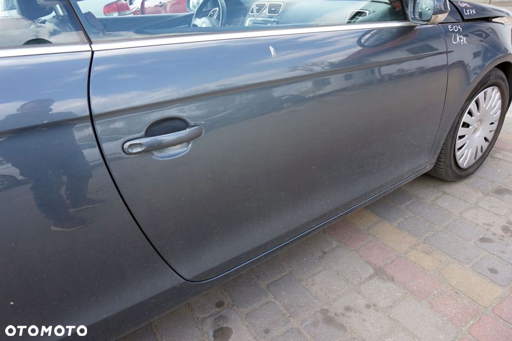 DRZWI PRZEDNIE PRAWE EOS 1F7 LK7X  SZARY VOLKSWAGEN 2005-2010 - 2