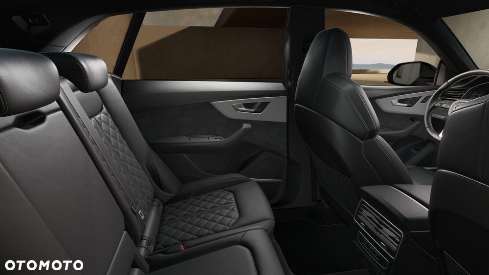 Audi Q8 - 9