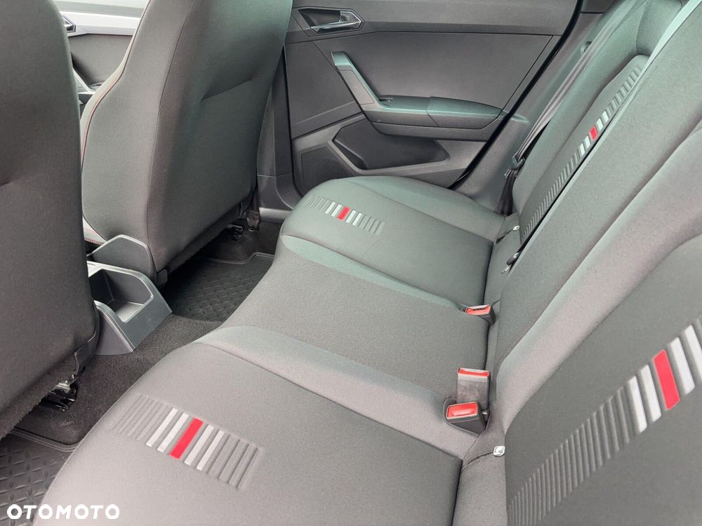 Seat Arona - 13