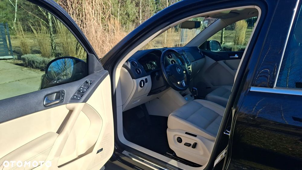 Volkswagen Tiguan - 16
