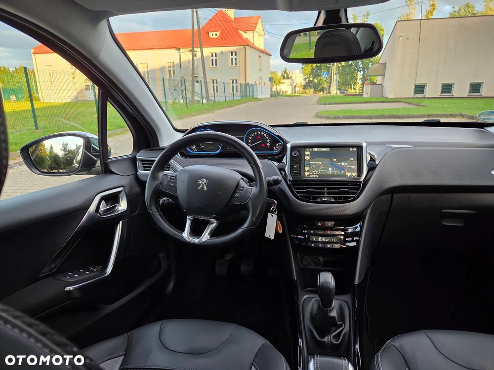 Peugeot 2008 PureTech 110 Stop&Start GT-Line Edition - 11