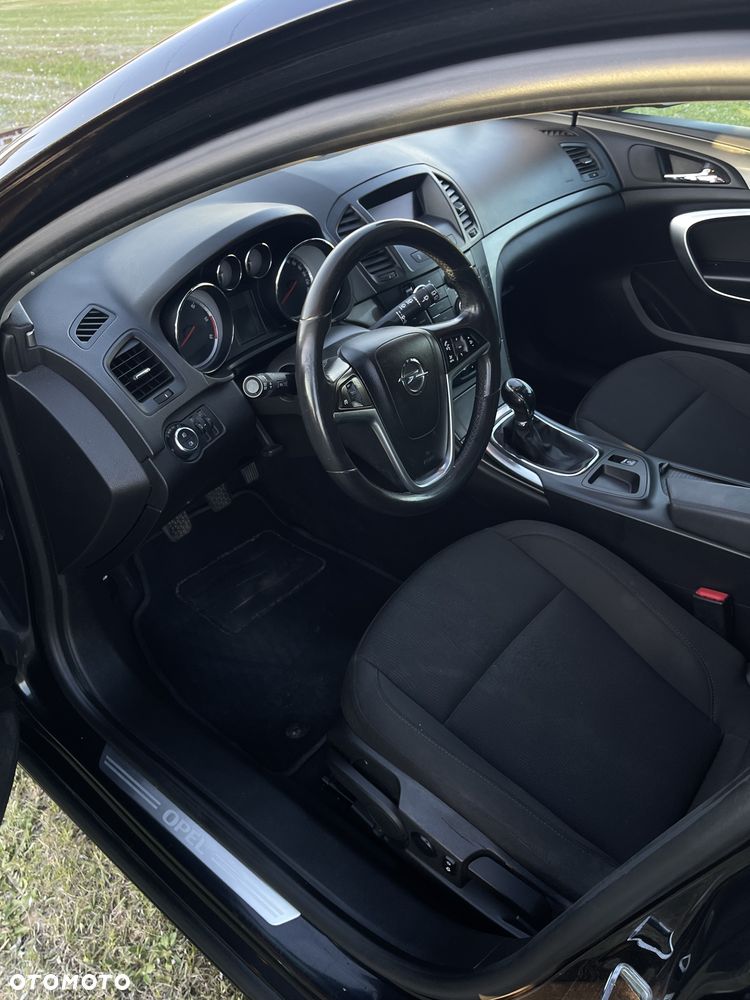 Opel Insignia 2.0 CDTI - 8