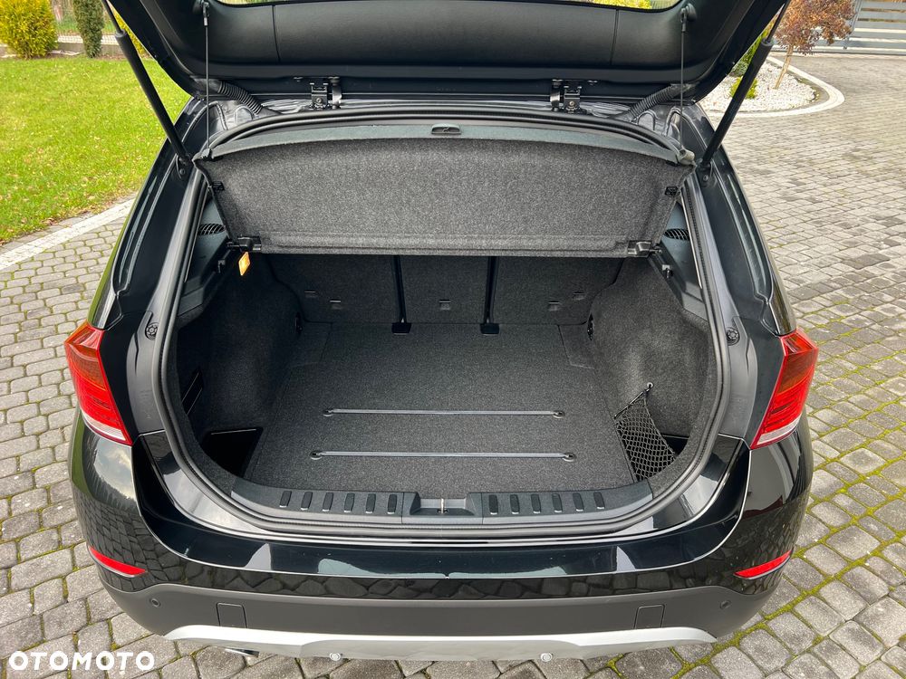 BMW X1 xDrive20d xLine - 32