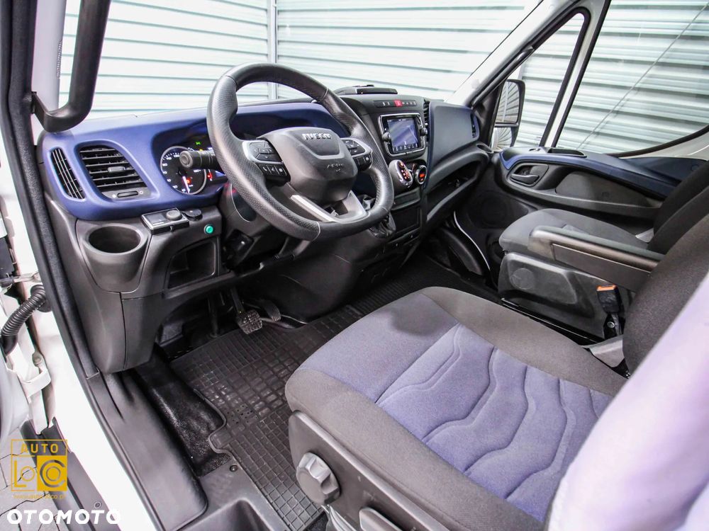 Iveco DAILY CHŁODNIA + MROŹNIA + AGREGAT x 2 + AUTOMAT - 10