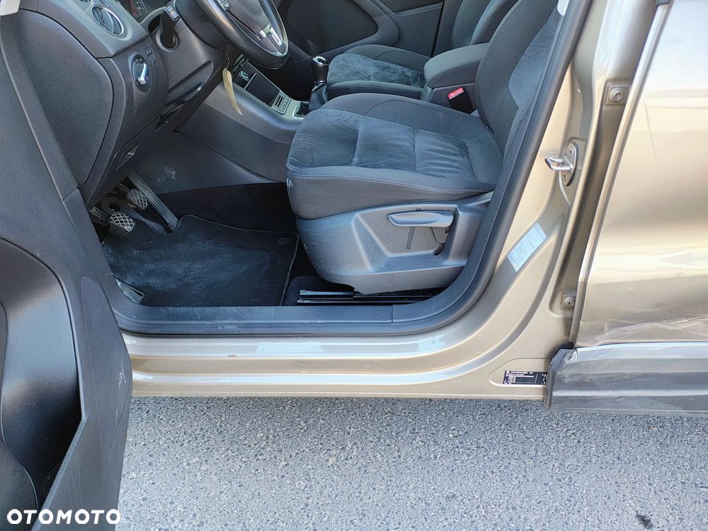 Volkswagen Tiguan - 10