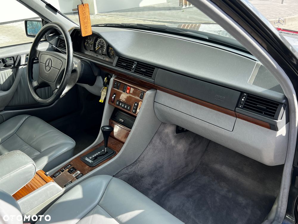 Mercedes-Benz W124 (1984-1993) - 20