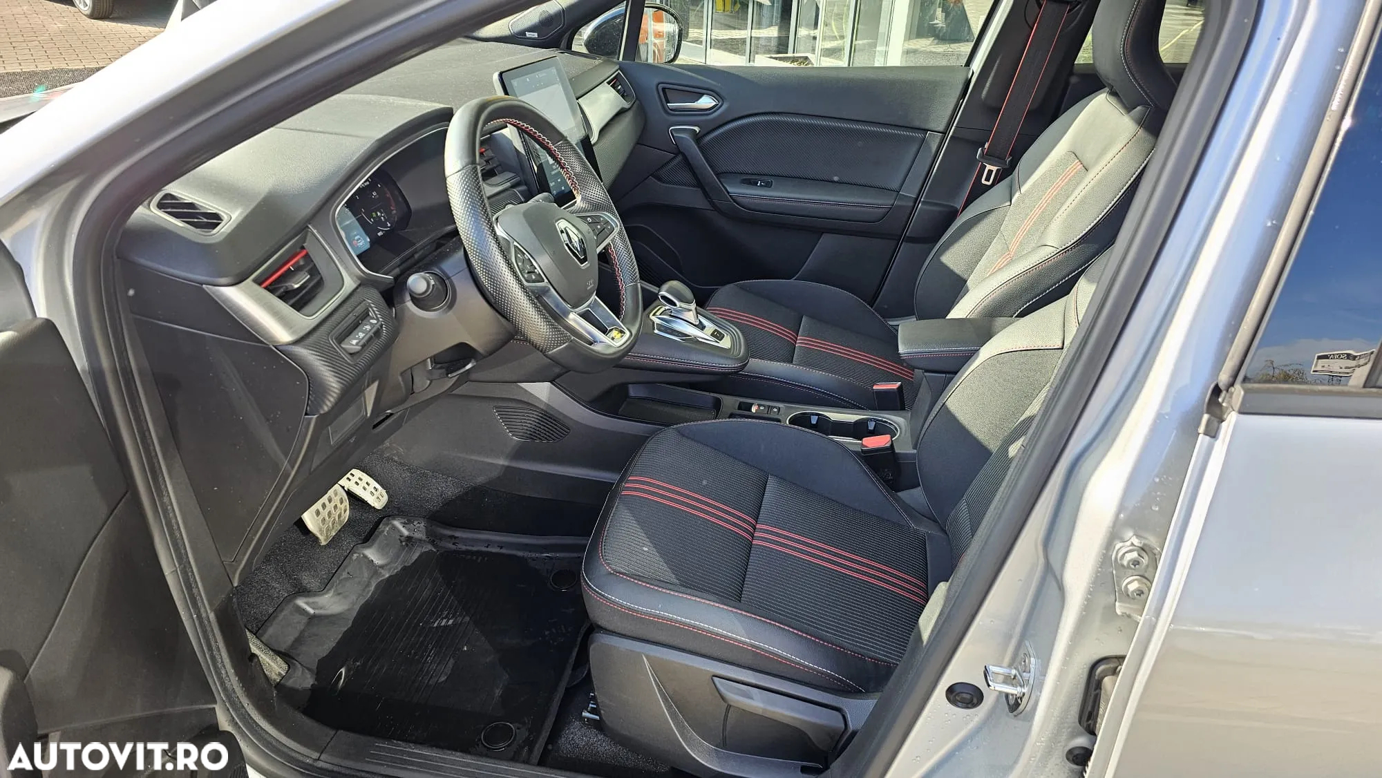 Renault Captur MHEV 160 EDC RS Line - 11