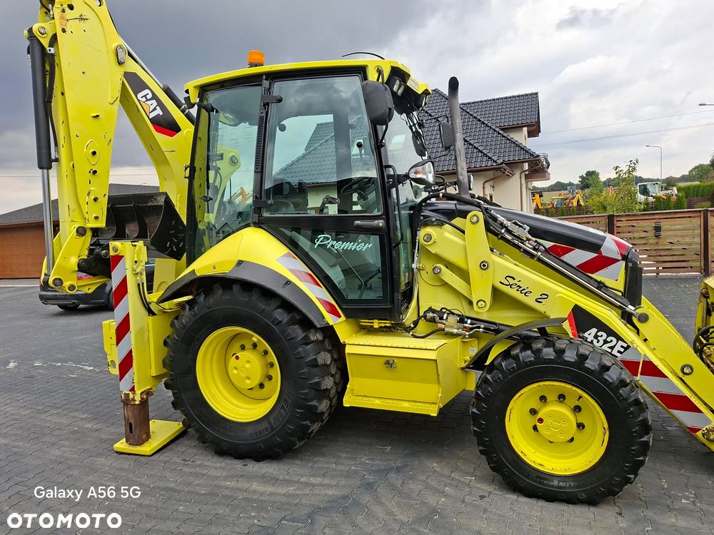 Caterpillar CAT 432E Premier - 7