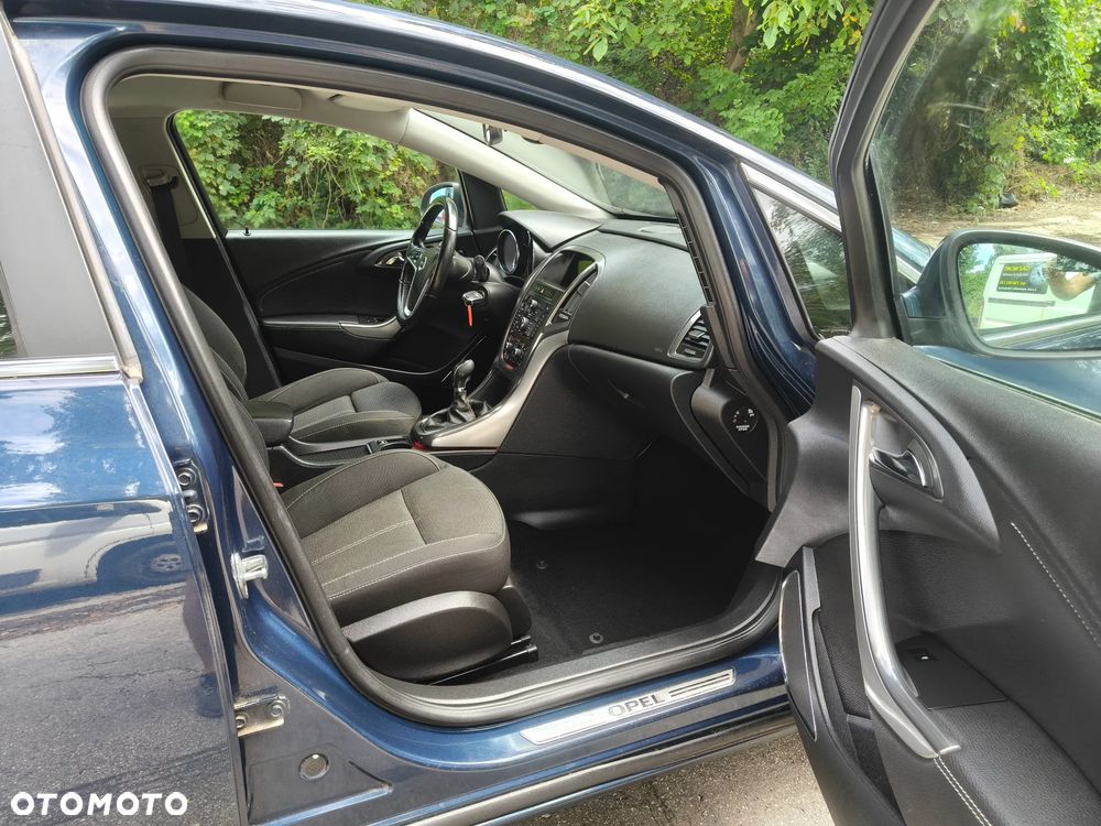 Opel Astra 1.4 Turbo Innovation - 26