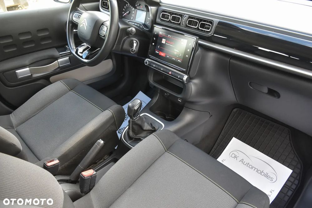 Citroën C3 1.2 PureTech Shine - 25