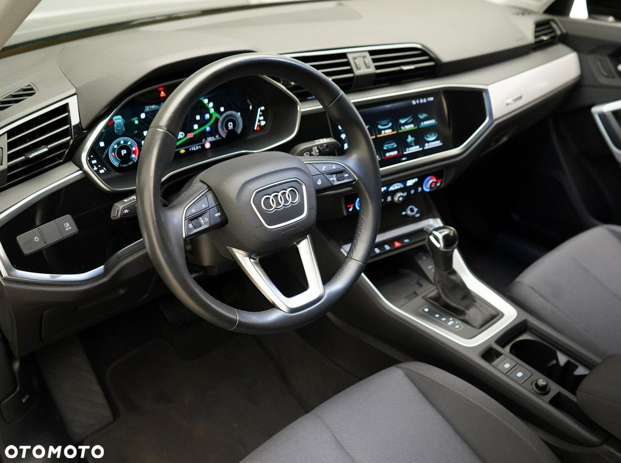 Audi Q3 - 17