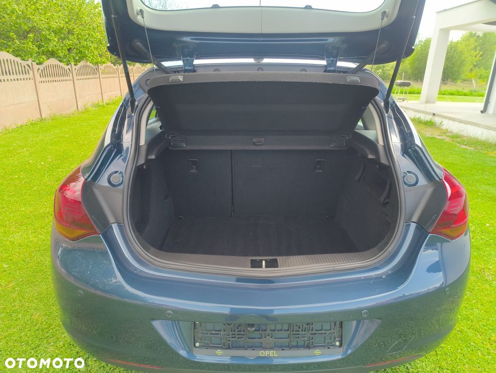 Opel Astra 1.7 CDTI DPF Cosmo - 19
