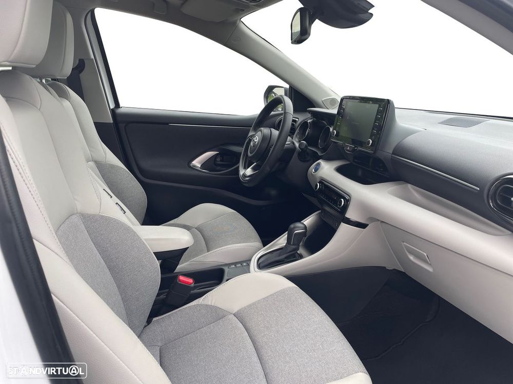 Toyota Yaris - 6