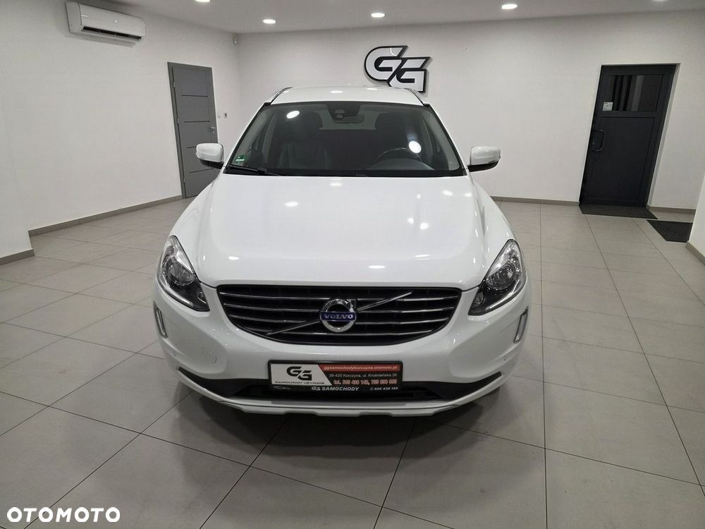 Volvo XC 60 D4 Momentum Pro - 9
