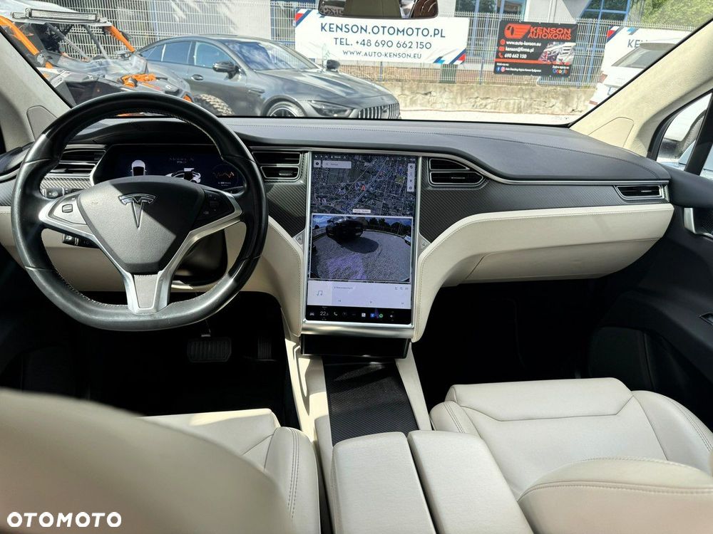 Tesla Model X Long Range Plus - 35