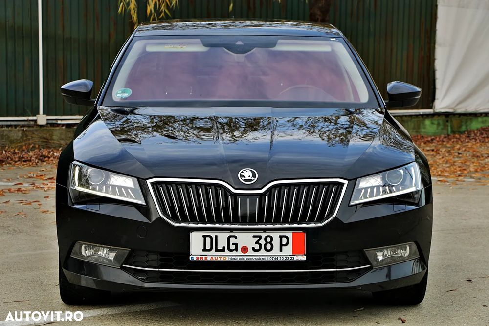 Skoda Superb 2.0 TDI DSG Style - 2