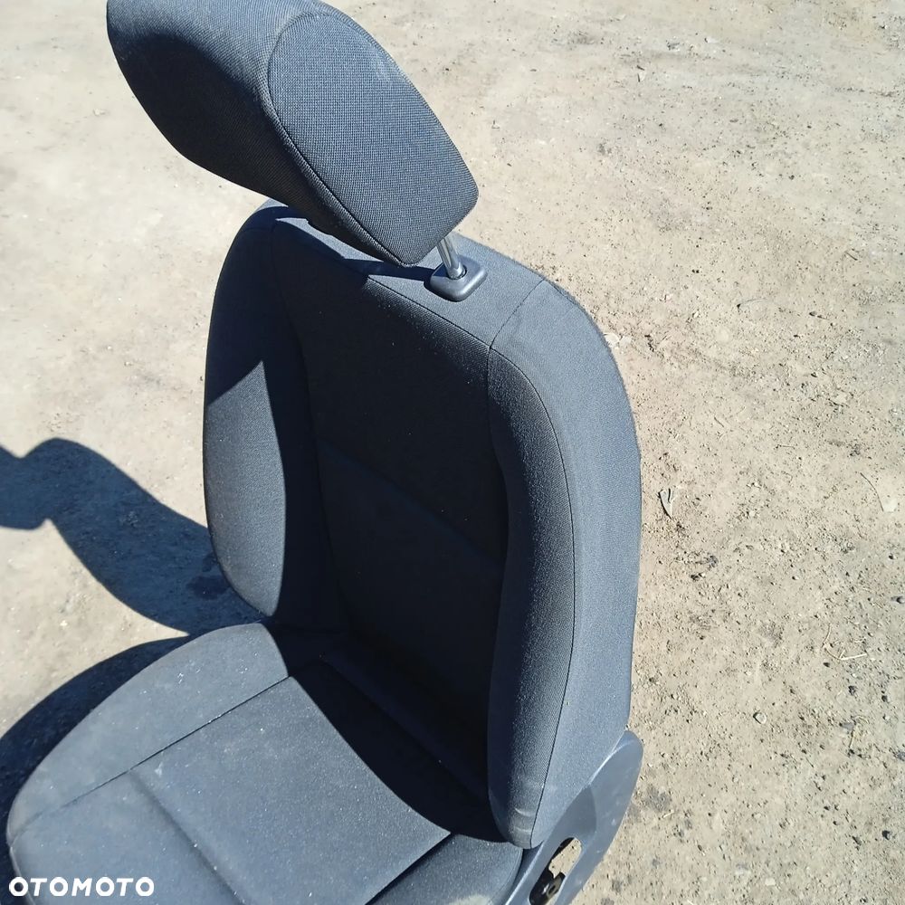 Fotel pasażera prawy sprinter 907 - 4