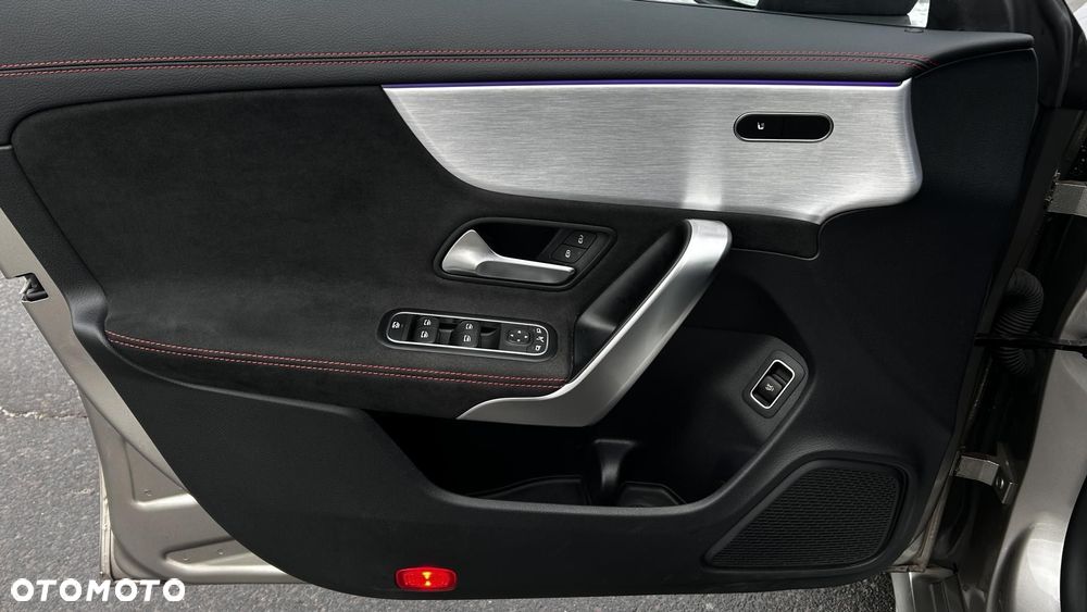 Mercedes-Benz CLA 250 AMG Line 7G-DCT - 10