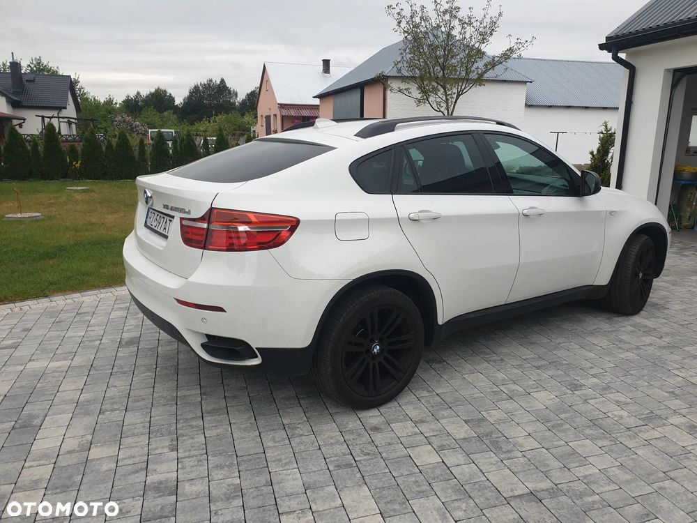 BMW X6M - 14