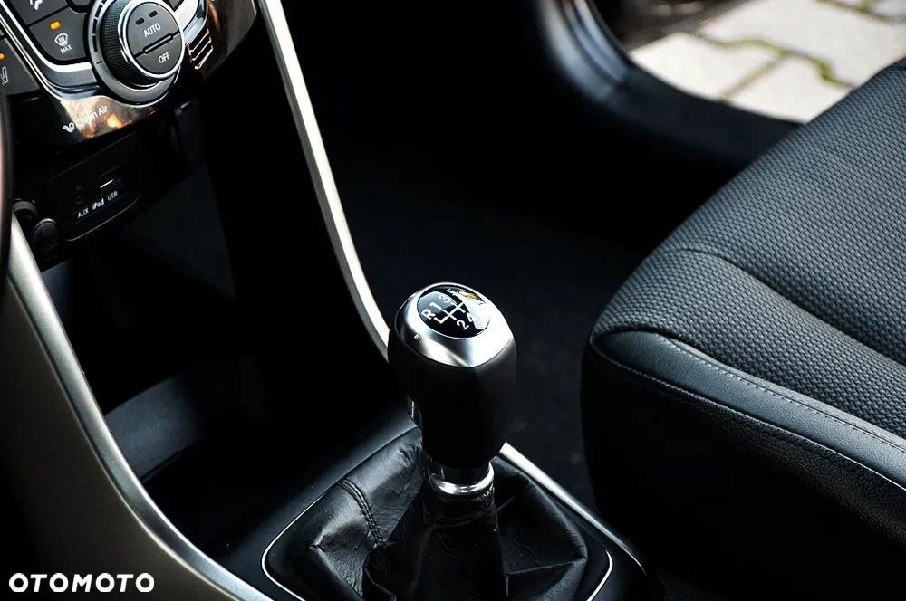 Hyundai i30 1.6 CRDi Premium - 39