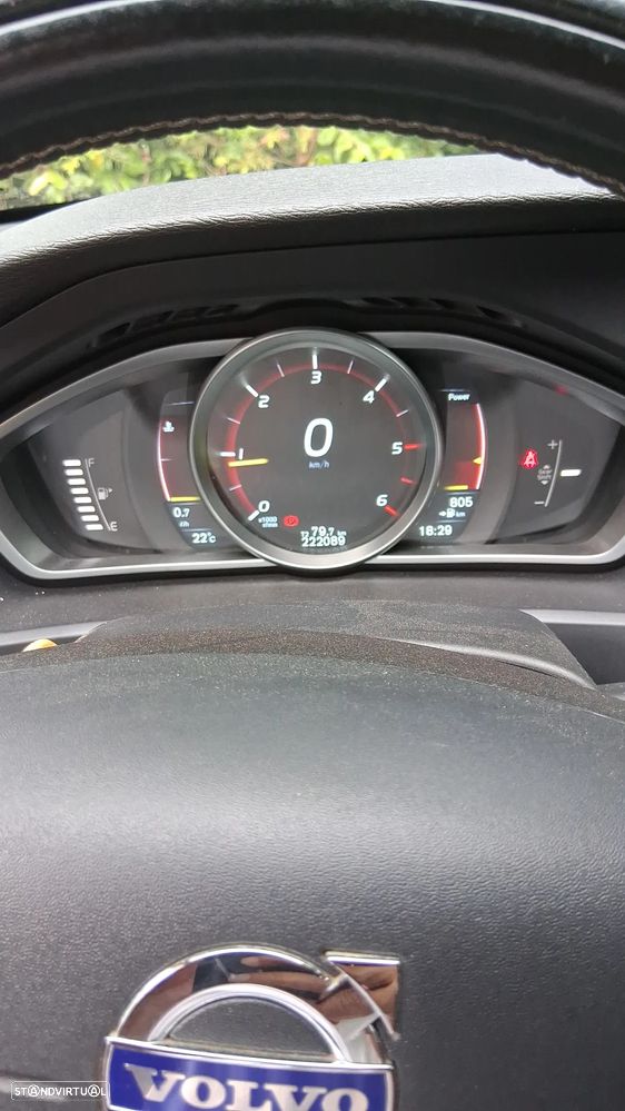Volvo V40 1.6 D2 R-Design - 6