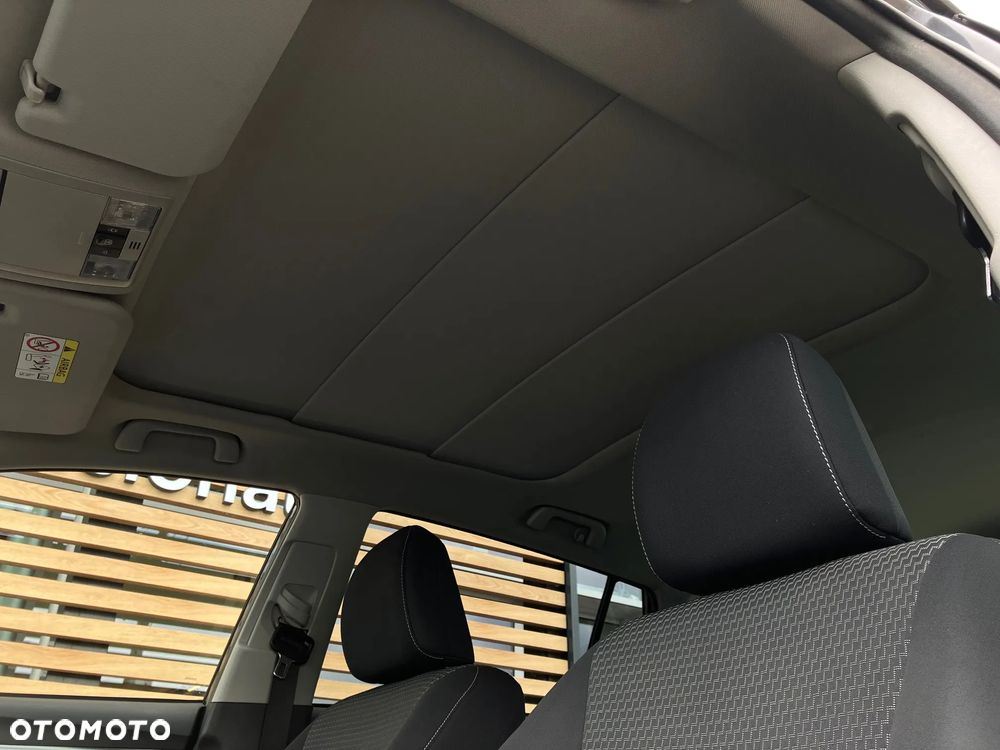 Toyota Verso 1.8 Premium - 31
