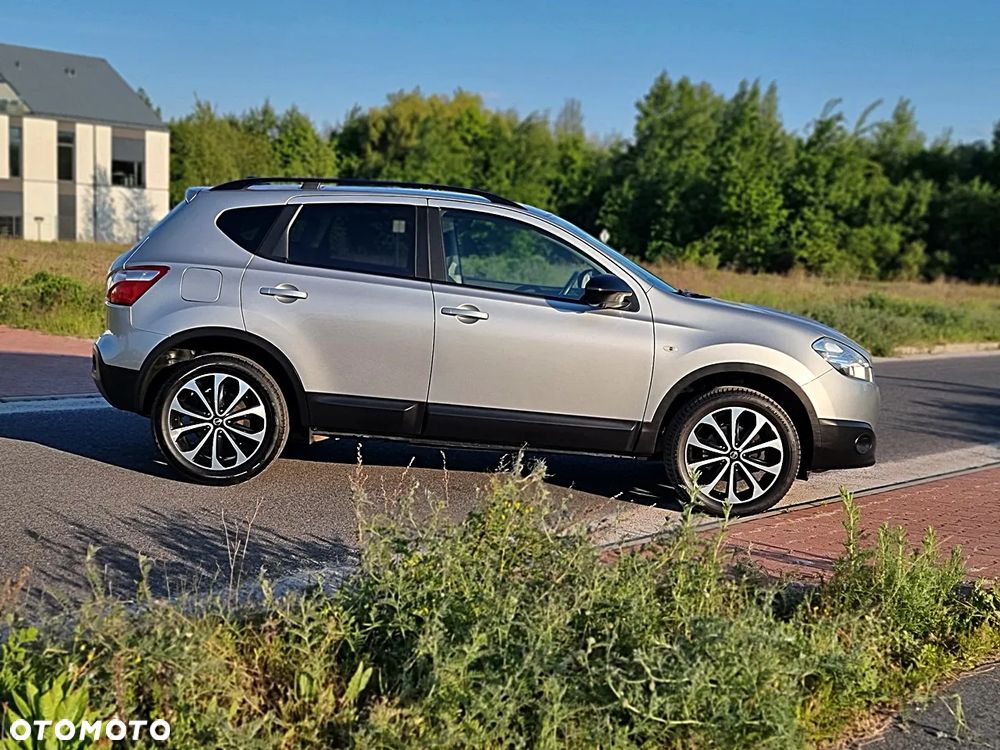 Nissan Qashqai - 11