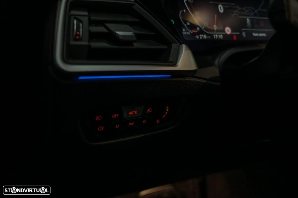 BMW 420 d Desportiva M Auto - 16