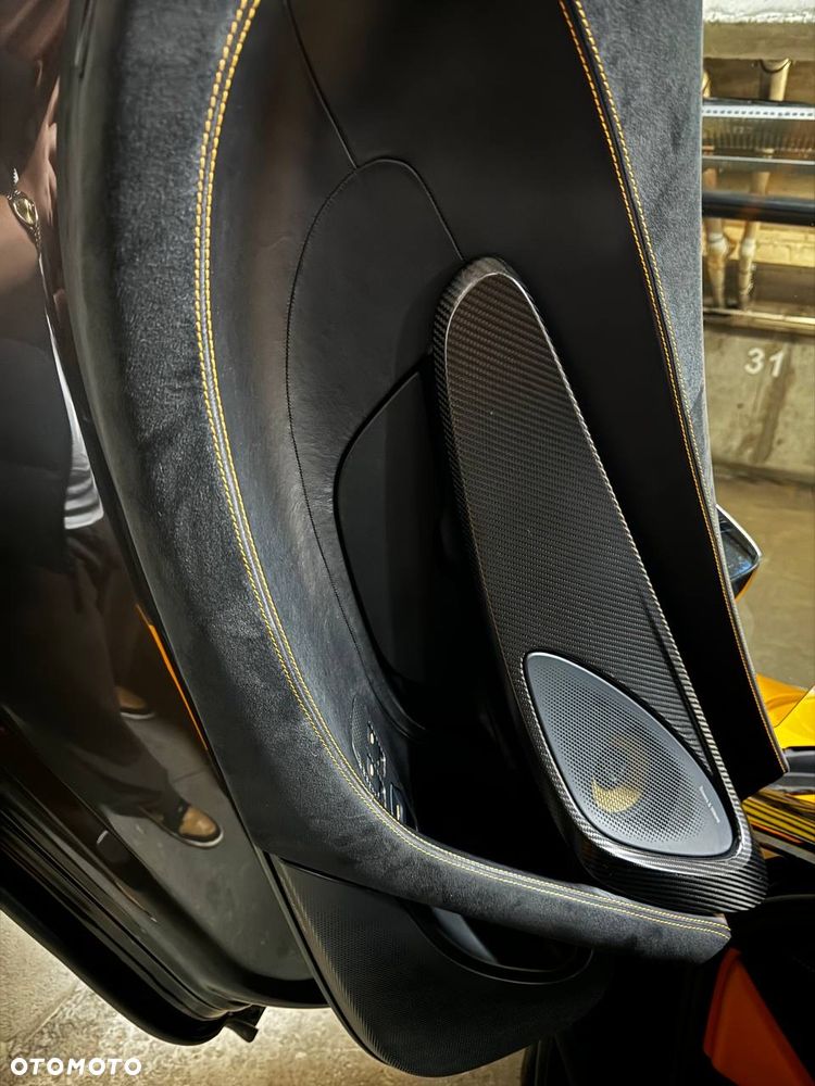 McLaren 570S Coupe - 10