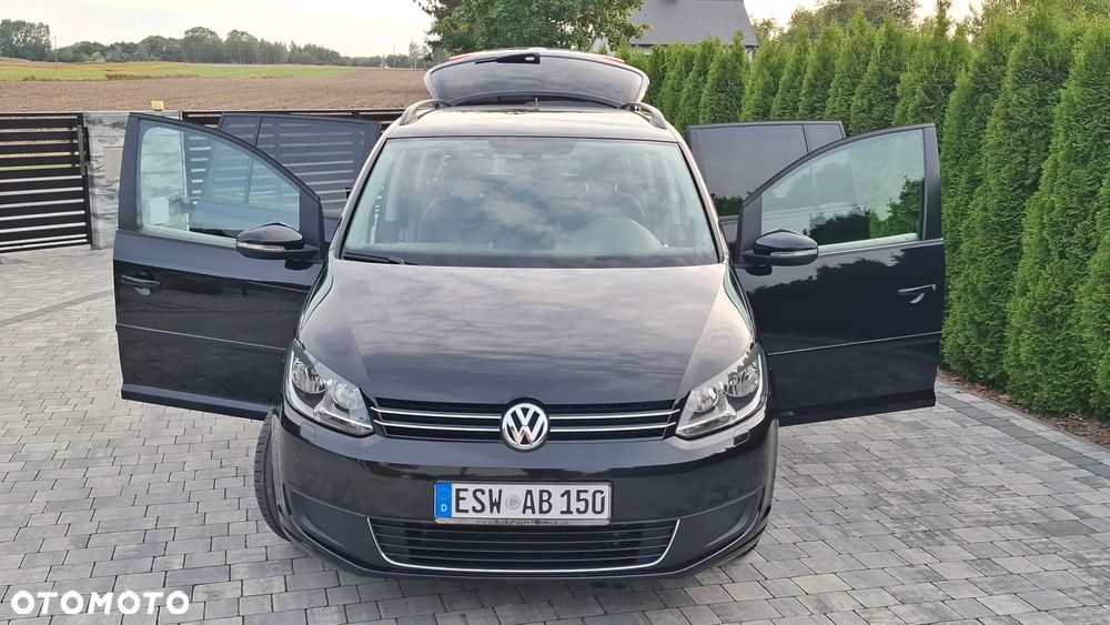 Volkswagen Touran - 10