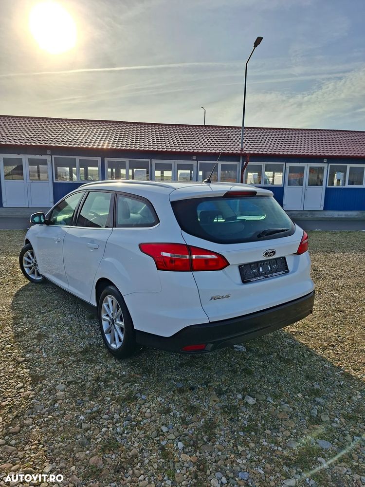 Ford Focus 1.5 TDCi DPF Start-Stopp-System Titanium - 6