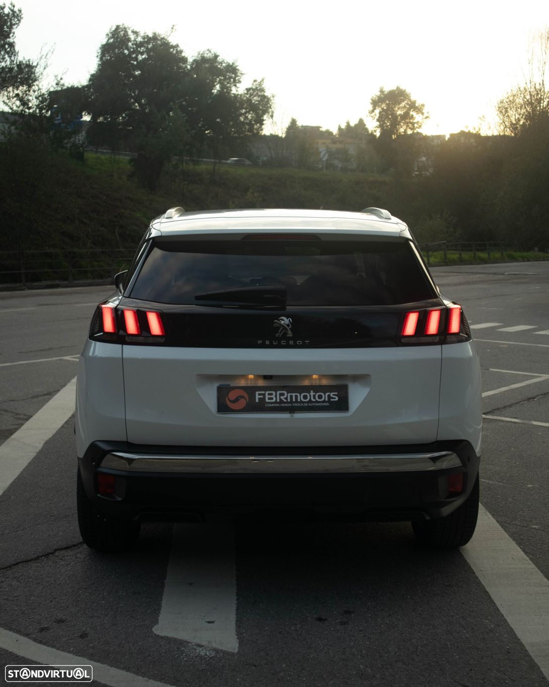 Peugeot 3008 1.2 PureTech Allure Pack - 4