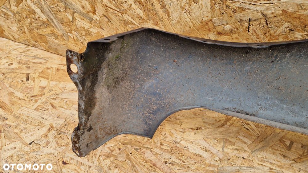 MITSUBISHI COLT BŁOTNIK PRZÓD PRZEDNI PRAWY KOD LAK. 11H - 7