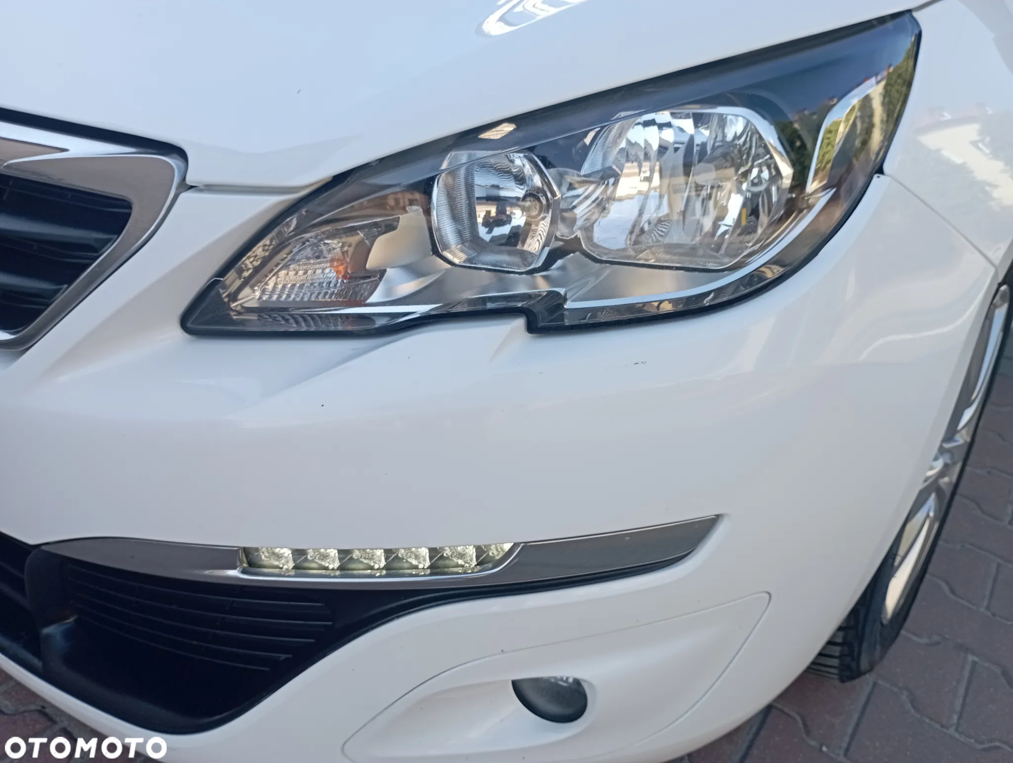 Peugeot 308 SW 1.6 BlueHDi Active S&S - 16