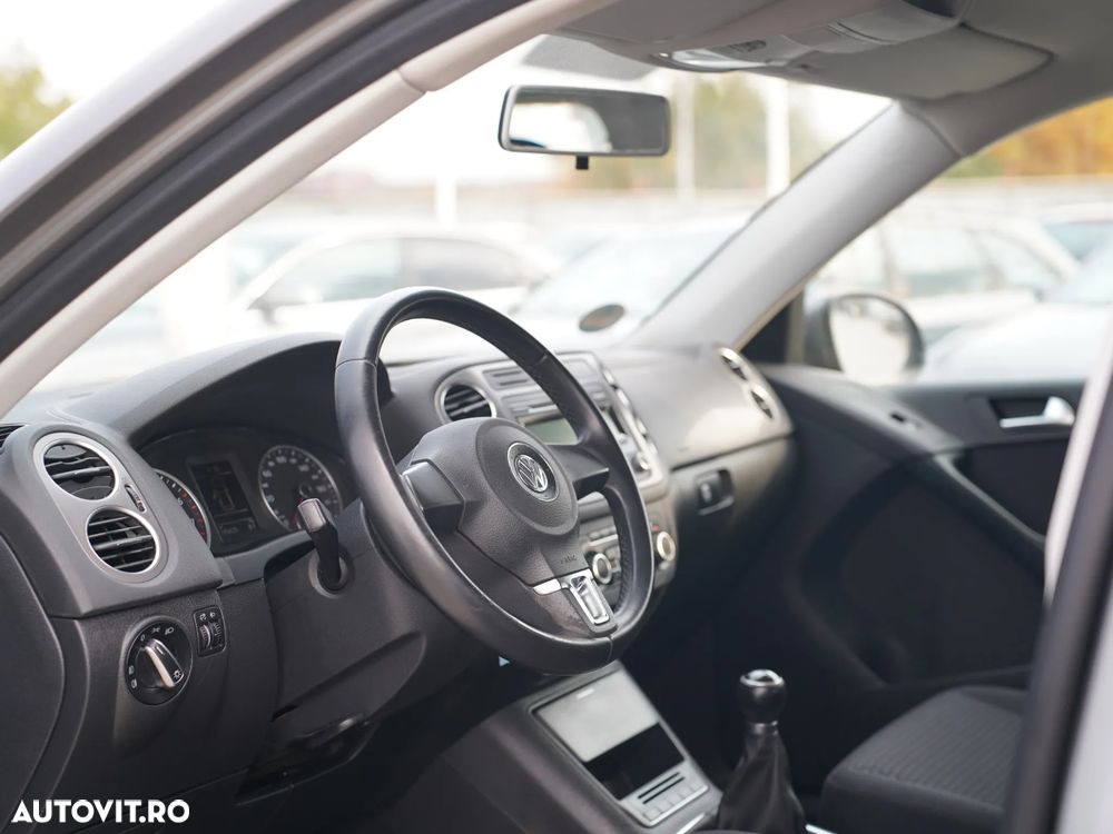 Volkswagen Tiguan - 7