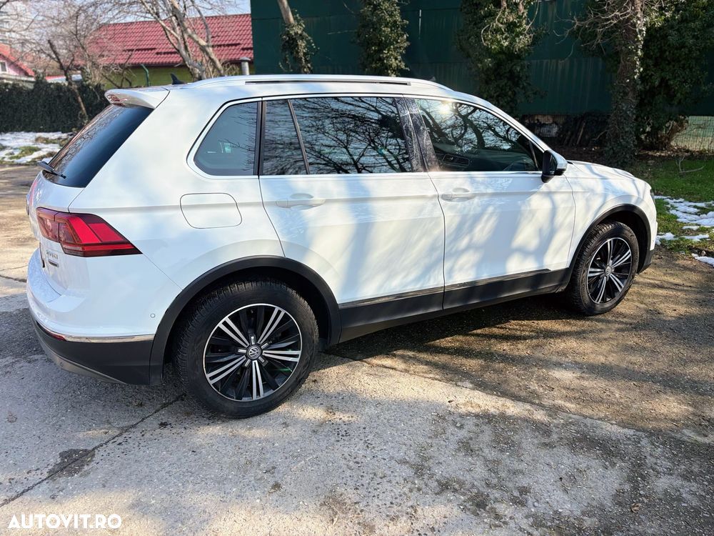 Volkswagen Tiguan - 11