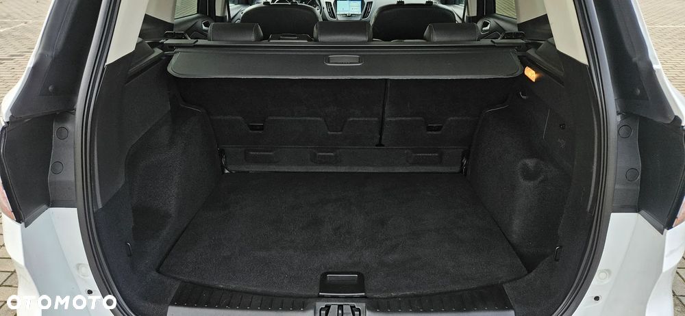 Ford Kuga 1.5 EcoBoost 2x4 SYNC - 16