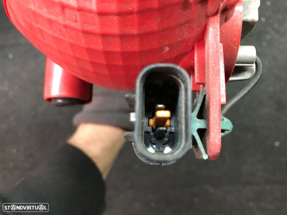 HYUNDAI I20 FAROLIM REFLETOR ESQUERDO - FT442 - 7