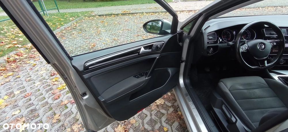 Volkswagen Golf 1.6 TDI BMT Highline - 9