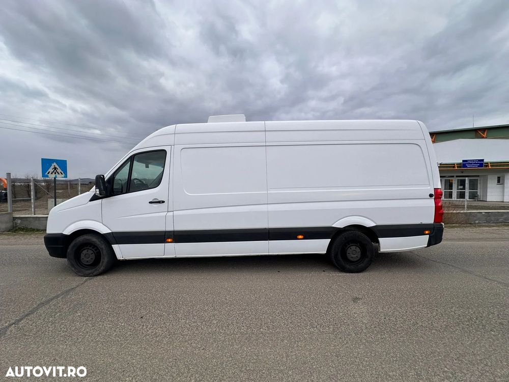 Volkswagen Crafter - 2