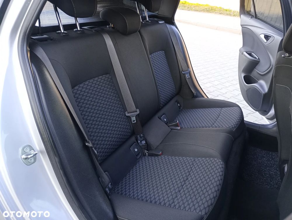 Opel Astra 1.6 D (CDTI) Edition - 18