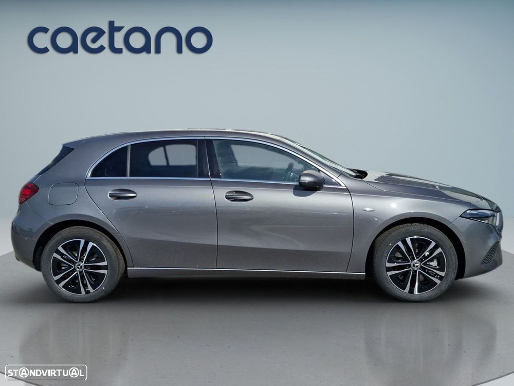 Mercedes-Benz A 250 e - 9