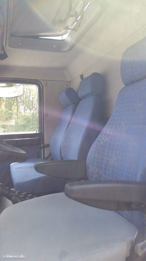 MAN L2000 caixa fechada - 11