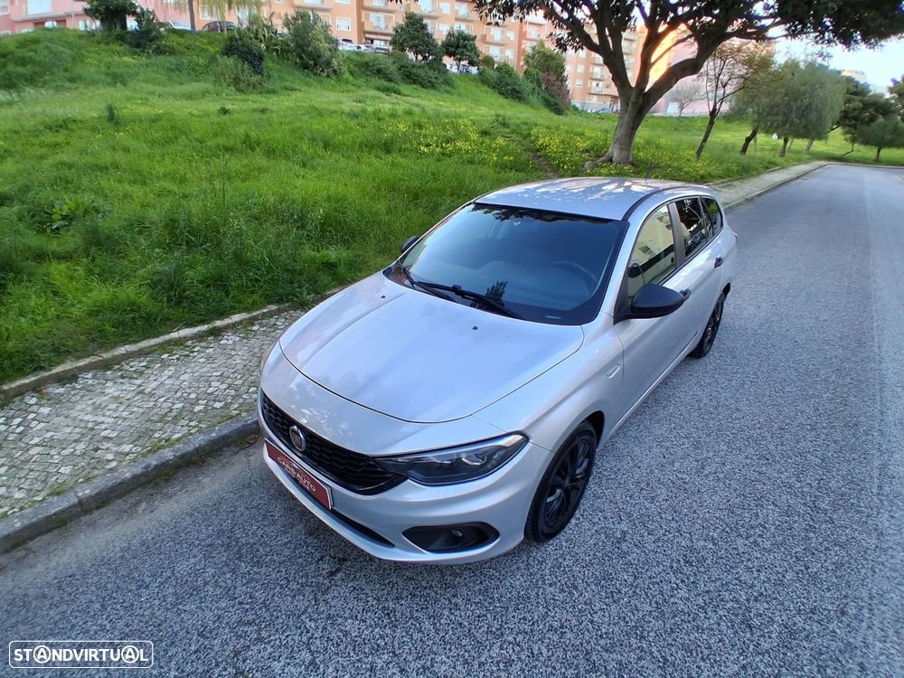 Fiat Tipo Station Wagon 1.4 Lounge - 36