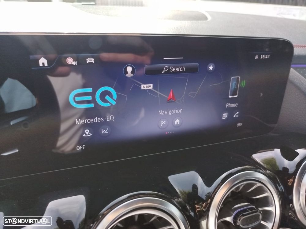 Mercedes-Benz EQA 250+ AMG Line - 20