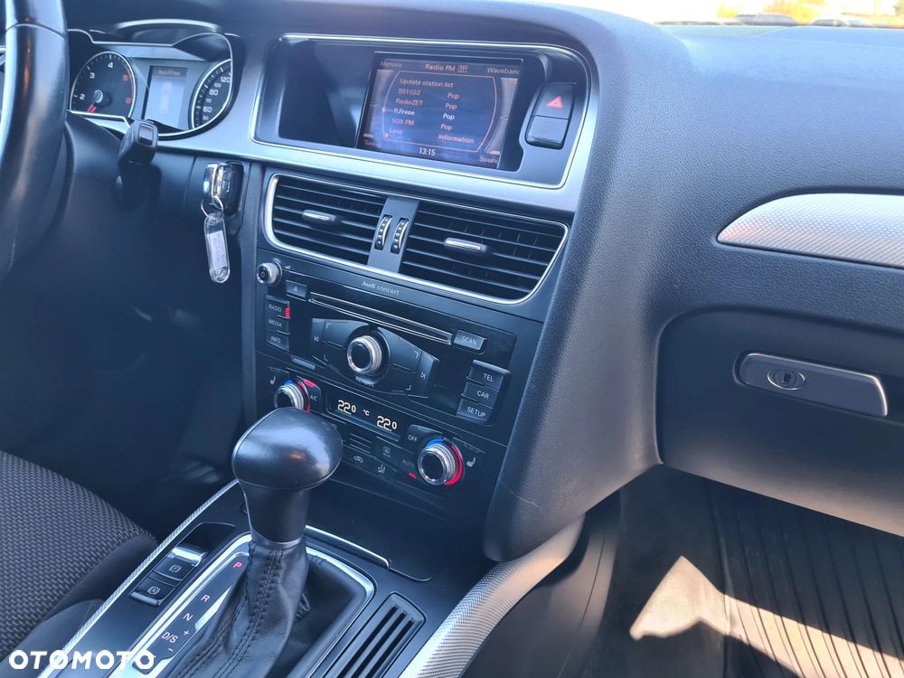 Audi A4 Allroad - 34